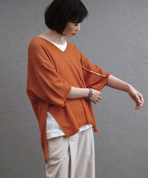 apartment department(アパートメントデパートメント)の「針抜きジャガード 配色Vネック ニットプルオーバー(Tシャツ/カットソー・レディース・グリーン/オレンジ/ブラウン・M)」の11枚目の写真