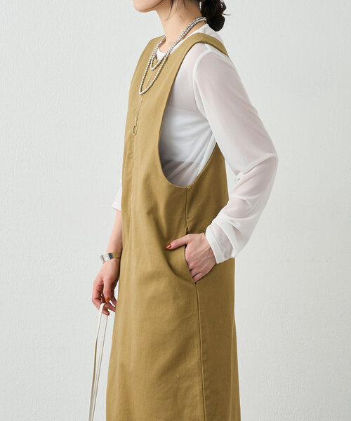 SHENERY(シーナリー)の「《シーズンムードを高めて》2WAYZIPワンピース(ワンピース・レディース・アイボリー/ブラック/キャメル・38/36)」の20枚目の写真