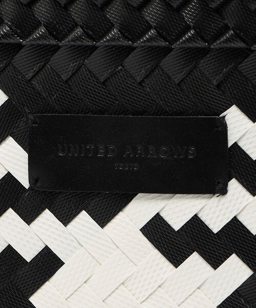 UNITED ARROWS（ユナイテッドアローズ）の「テープ メッシュ トートバッグ（かごバッグ・レディース・ブラック/モカ/ケリーグリーン・FREE）」の18枚目の写真