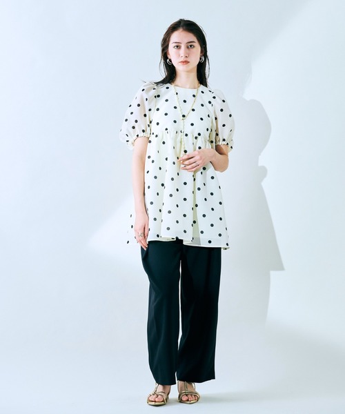 Audie a Muses(オーディアミューズ)の「タックワイドパンツ(その他パンツ・レディース・ベージュ/ブラック・38/36)」の6枚目の写真