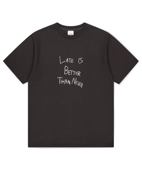 MAHAGRID(マハグリッド)の「『mahagrid/マハグリッド』 GRUNGE DOODLE TEE /グランジドゥードゥル 半袖Tシャツ(Tシャツ/カットソー・メンズ・ホワイト/チャコールグレー・M/L)」の1枚目の写真