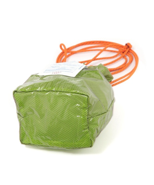 niko and...（ニコアンド）の「【Fishs Eddy(フィッシュエディ)】PVCメッシュ巾着（ハンドバッグ・レディース・グリーン/オレンジ/パープル・FREE）」の8枚目の写真