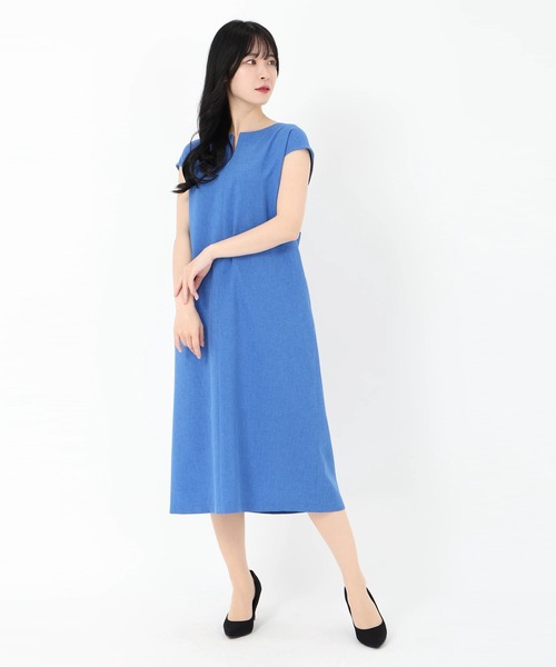 STRAWBERRY-FIELDS(ストロベリーフィールズ)の「ライトトロクロス_キーネックワンピース ワンピース(ワンピース・レディース・ネイビー/ライトベージュ/ロイヤルブルー/ピンク・2)」の5枚目の写真