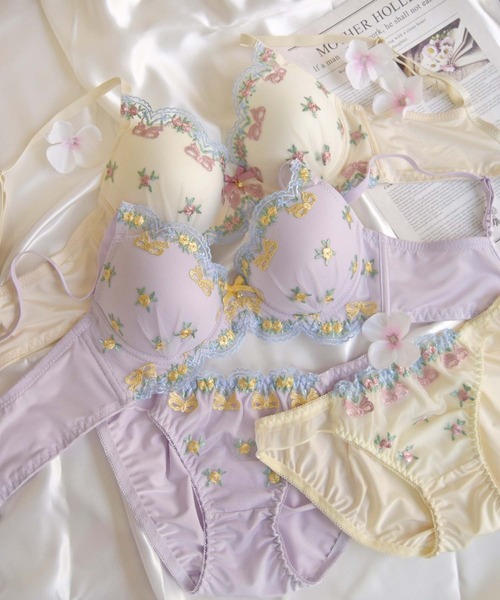⭐❣️小柄な方に♡桜色からピンク色グラデーション。祝紐刺繍手描き訪問着です♪ 楽天市場】訪問着 未仕立て 正絹 仮絵羽 日本製 ミスティピンク