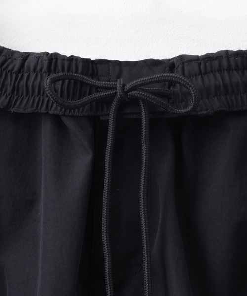 NAVY（ネイビー）の「【ポリ高弾力クロス素材を使用 】NAVY カーゴショートパンツ（カーゴパンツ・メンズ・カーキ/ブラック・M/L/XL）」の12枚目の写真