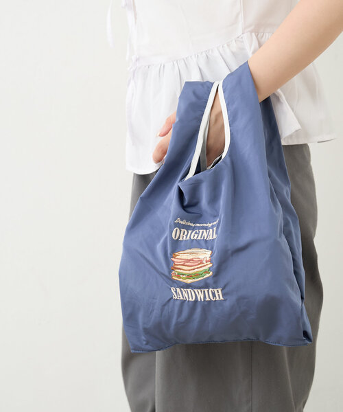 BIRTHDAY BAR（バースデイバー）の「リトルモカコンパクトマルシェバッグ（エコバッグ/サブバッグ・レディース・ホワイト系その他/ホワイト/ネイビー・0）」の13枚目の写真