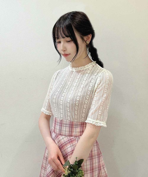 F i.n.t（フィント）の「ストライプレース５分袖トップス/ fint　フィント　夏服（Tシャツ/カットソー・レディース・アイボリー/オフホワイト・FREE）」の3枚目の写真