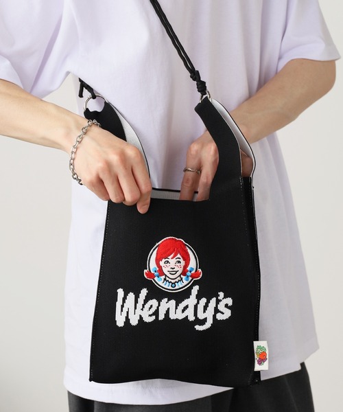 FRUIT OF THE LOOM(フルーツオブザルーム)の「FRUIT OF THE LOOM/フルーツオブザルーム WENDY’S MINI SHOULDER BAG ショルダーバッグ(ショルダーバッグ・メンズ・ブラック/レッド・FREE)」の22枚目の写真