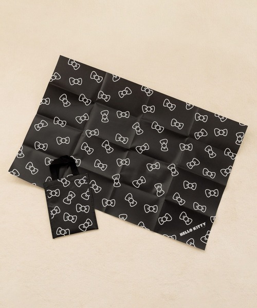 Me%（ミィパーセント）の「【HELLO KITTY】レジャーシート 319769（アウトドアグッズ・レディース・ブラック/アイボリー/レッド・FREE）」の17枚目の写真