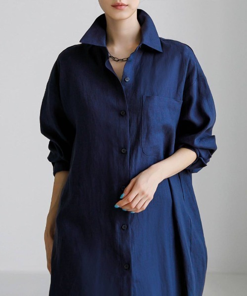 maison de LATIR(メゾンドラティール)の「サラッと心地よいロングシャツワンピース(ワンピース・レディース・ベージュ/ネイビー/ブラック・FREE)」の19枚目の写真