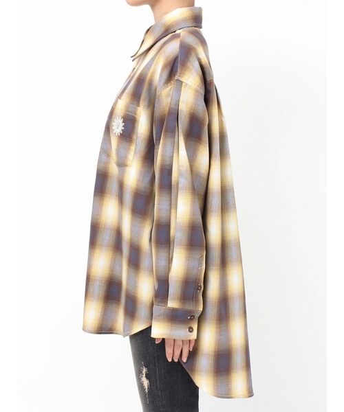 EVRIS(エヴリス)の「SUNNYチェックオーバーサイズシャツ(シャツ/ブラウス・レディース・レッド/ブラック/イエロー・FREE)」の21枚目の写真