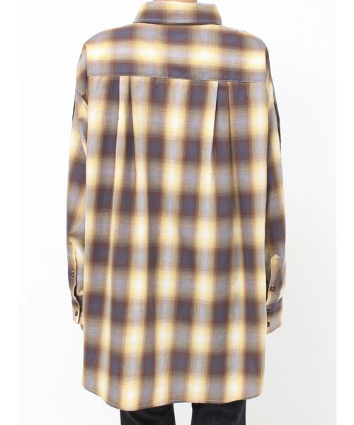 EVRIS(エヴリス)の「SUNNYチェックオーバーサイズシャツ(シャツ/ブラウス・レディース・レッド/ブラック/イエロー・FREE)」の10枚目の写真