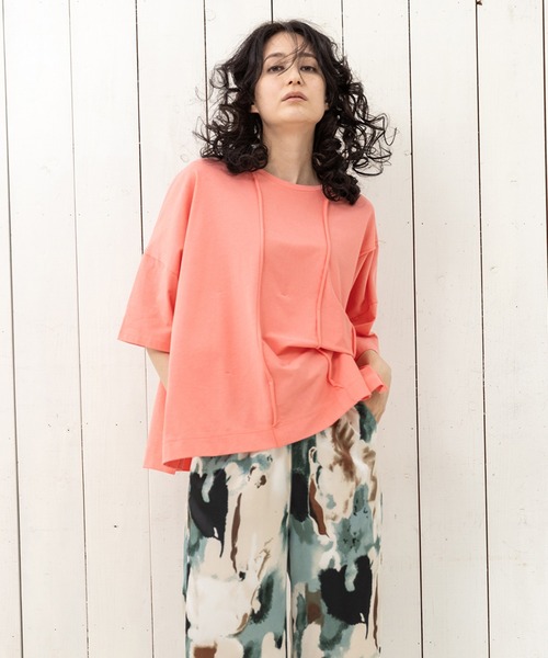 OSMOSIS（オズモーシス）の「リボンアレンジ切替Tシャツ（Tシャツ/カットソー・レディース・ブラック/サックスブルー/ピンク/ホワイト・ONE SIZE）」の4枚目の写真