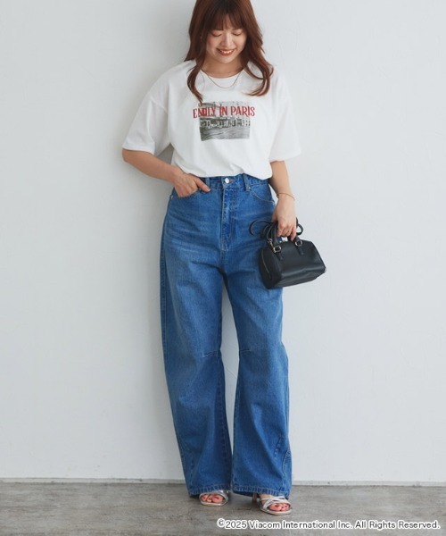 Pierrot（ピエロ）の「【EMILY IN PARIS】ロゴTシャツ（Tシャツ/カットソー・レディース・オフホワイト/ホワイト系その他・M/L）」の5枚目の写真