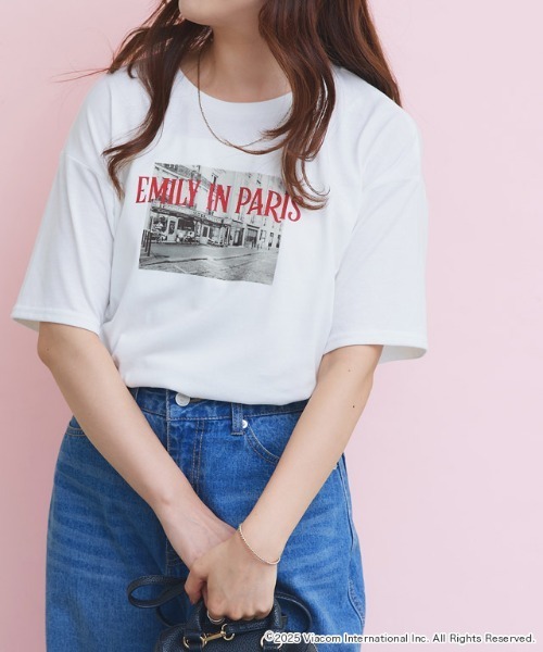 Pierrot（ピエロ）の「【EMILY IN PARIS】ロゴTシャツ（Tシャツ/カットソー・レディース・オフホワイト/ホワイト系その他・M/L）」の9枚目の写真