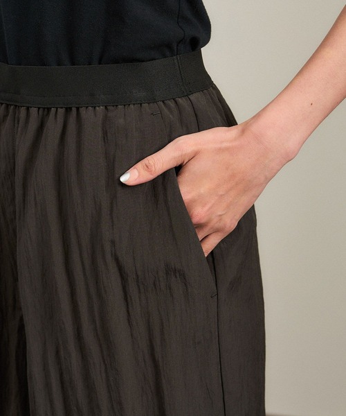 SALON adam et rope'（サロン アダム エ ロペ）の「ウールナイロンワッシャーパンツ（その他パンツ・レディース・ブラウン/ブラック・FREE）」の22枚目の写真