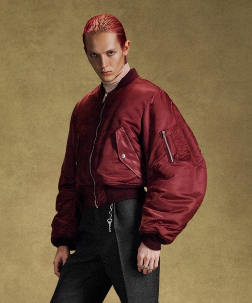 JOHN LAWRENCE SULLIVAN（ジョンローレンスサリバン）の「JOHN LAWRENCE SULLIVAN NYLON MASSIVE ROUNDED SLEEVE BOMBER JACKET (1B009-0325-13)（その他アウター・メンズ・ボルドー/ブラック・48/46）」の2枚目の写真