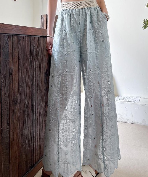 semplice(センプリチェ)の「刺繍レースワイドパンツ(その他パンツ・レディース・オフホワイト/イエロー/ブルー/グレー・F)」の10枚目の写真