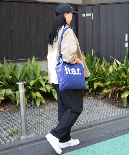 APPLEBUM（アップルバム）の「“h.e.r.” Totebag（トートバッグ・メンズ・グリーン/ネイビー・FREE）」の4枚目の写真