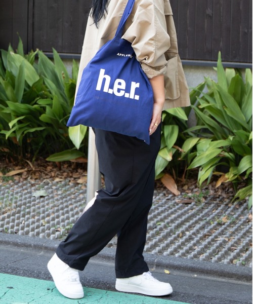 APPLEBUM（アップルバム）の「“h.e.r.” Totebag（トートバッグ・メンズ・グリーン/ネイビー・FREE）」の14枚目の写真