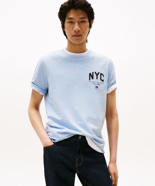 TOMMY HILFIGER(トミーヒルフィガー)の「ヒルフィガースクリプトTシャツ(Tシャツ/カットソー・メンズ・ホワイト/ブルー・LARGE/X-LARGE/SMALL/MEDIUM)」の2枚目の写真