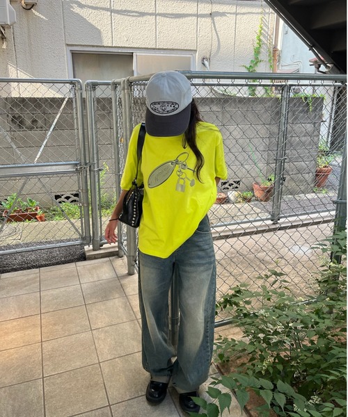 HTH(エイチティーエイチ)の「key chain print Tee(Tシャツ/カットソー・レディース・アクア/イエロー/ふじ色系・フリー)」の12枚目の写真