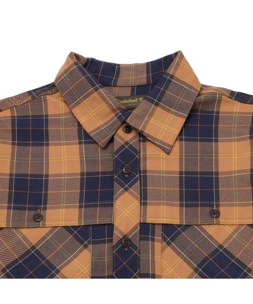 Timberland（ティンバーランド）の「【TOKYO DESIGN COLLECTIVE】ユーティリティ ポケット シャツ ユニセックス（シャツ/ブラウス・メンズ・オレンジ・LARGE/MEDIUM/SMALL/X-LARGE/XX-LARGE）」の2枚目の写真