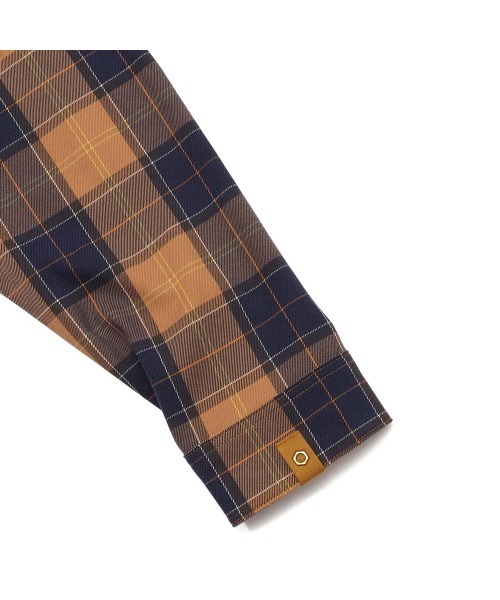 Timberland（ティンバーランド）の「【TOKYO DESIGN COLLECTIVE】ユーティリティ ポケット シャツ ユニセックス（シャツ/ブラウス・メンズ・オレンジ・LARGE/MEDIUM/SMALL/X-LARGE/XX-LARGE）」の4枚目の写真