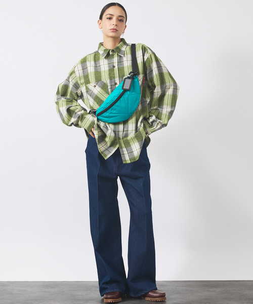 WEEKEND(ER)(ウィークエンダー)の「【WEEKEND(ER)/ウィークエンダー】QUILTED FUNNYPACK /ボディバッグ/アウトドア【WEB限定】(ボストンバッグ・メンズ・ブラウン系その他/ベージュ系その他/ブラック/ブルー・フリー)」の12枚目の写真