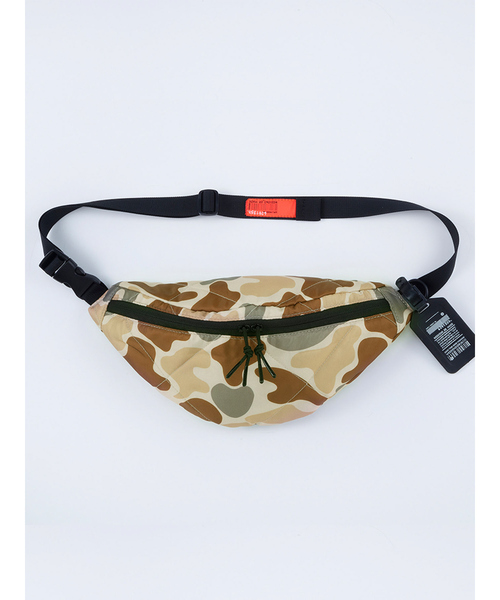 WEEKEND(ER)(ウィークエンダー)の「【WEEKEND(ER)/ウィークエンダー】QUILTED FUNNYPACK /ボディバッグ/アウトドア【WEB限定】(ボストンバッグ・メンズ・ブラウン系その他/ベージュ系その他/ブラック/ブルー・フリー)」の3枚目の写真