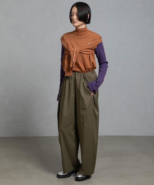 MARECHAL TERRE（マルシャルテル）の「【UV機能付き】タックギャザーセミワイドパンツ（その他パンツ・レディース・チャコールグレー/キャメル/カーキ/ライトベージュ/ブラック・LARGE/MEDIUM/SMALL）」の15枚目の写真