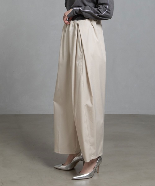 MARECHAL TERRE（マルシャルテル）の「【UV機能付き】タックギャザーセミワイドパンツ（その他パンツ・レディース・チャコールグレー/キャメル/カーキ/ライトベージュ/ブラック・LARGE/MEDIUM/SMALL）」の20枚目の写真