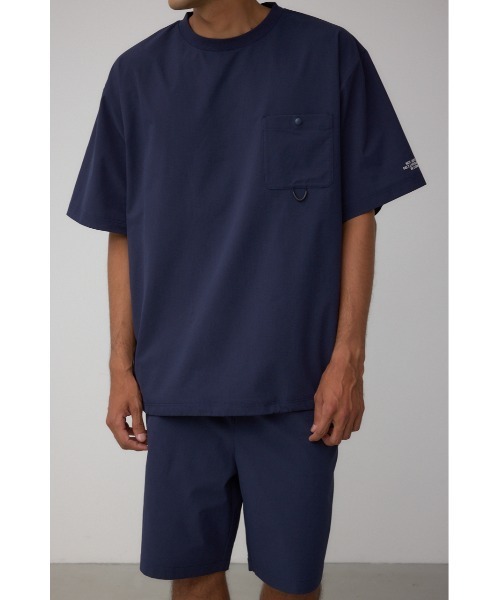 AZUL by moussy（アズールバイマウジー）の「ポケットデザイン布帛セットアップ（Tシャツ/カットソー・メンズ・グレー/ブラック/ダークネイビー・MEDIUM/LARGE）」の3枚目の写真