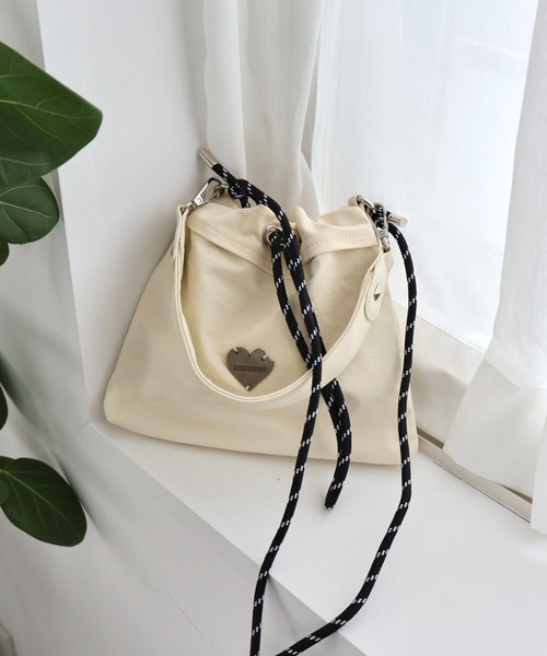 Remember.（リメンバー）の「2wayショルダー巾着バッグ（ショルダーバッグ・メンズ・ブラック/ブルー/ホワイト・FREE）」の2枚目の写真