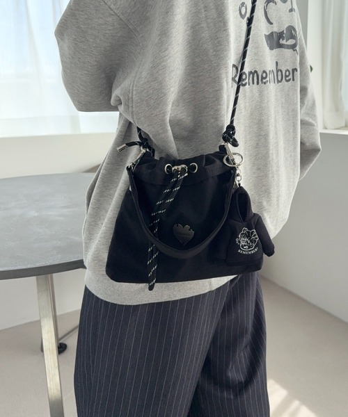 Remember.（リメンバー）の「2wayショルダー巾着バッグ（ショルダーバッグ・メンズ・ブラック/ブルー/ホワイト・FREE）」の4枚目の写真