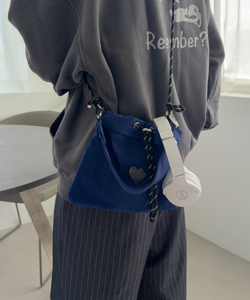 Remember.（リメンバー）の「2wayショルダー巾着バッグ（ショルダーバッグ・メンズ・ブラック/ブルー/ホワイト・FREE）」の16枚目の写真