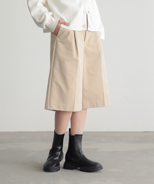 for/c(フォーシー)の「はっ水ストレッチチノ大人ショートパンツ【サスティナブル】(チノパンツ・レディース・ブラック/ベージュ/ネイビー・L/M)」の10枚目の写真