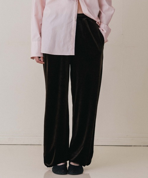 CREDONA(クレドナ)の「HILTON VELOUR PANTS/ヒルトンベロアパンツ(その他パンツ・レディース・ネイビー/ベージュ/ブラウン・0/1)」の1枚目の写真