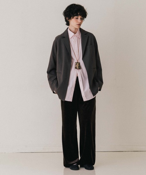 CREDONA(クレドナ)の「HILTON VELOUR PANTS/ヒルトンベロアパンツ(その他パンツ・レディース・ネイビー/ベージュ/ブラウン・0/1)」の4枚目の写真