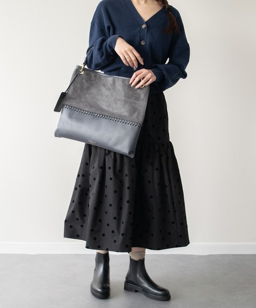 CHRISTIAN VILLA(クリスチャンヴィラ)の「【CHRISTIAN VILLA】コンビネーションレザートートバッグ(Q56379)(トートバッグ・レディース・グレー系その他・ALL)」の6枚目の写真