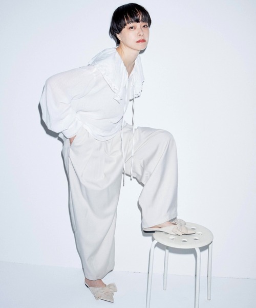 Libra Cue(リブラ キュー)の「Kanoco×Libra Cue レースケープカラーブラウス(シャツ/ブラウス・レディース・ホワイト/ブラック・FREE)」の4枚目の写真