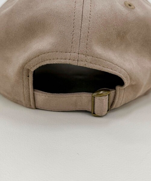 fredy emue（フレディエミュ）の「フェイクスエードキャップ（キャップ・レディース・ベージュ/チャコールグレー・FREE）」の10枚目の写真