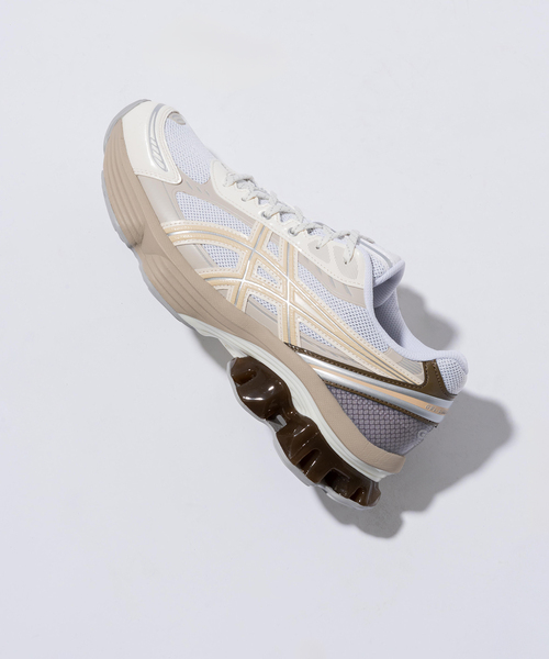 ASICS(アシックス)の「ASICS(アシックス) GEL-KINETIC FLUENT 022/102(スニーカー・メンズ・ホワイト/シルバー・25.5cm/26cm/26.5cm/27cm/27.5cm/28cm/29cm)」の18枚目の写真
