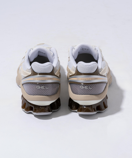 ASICS(アシックス)の「ASICS(アシックス) GEL-KINETIC FLUENT 022/102(スニーカー・メンズ・ホワイト/シルバー・25.5cm/26cm/26.5cm/27cm/27.5cm/28cm/29cm)」の19枚目の写真