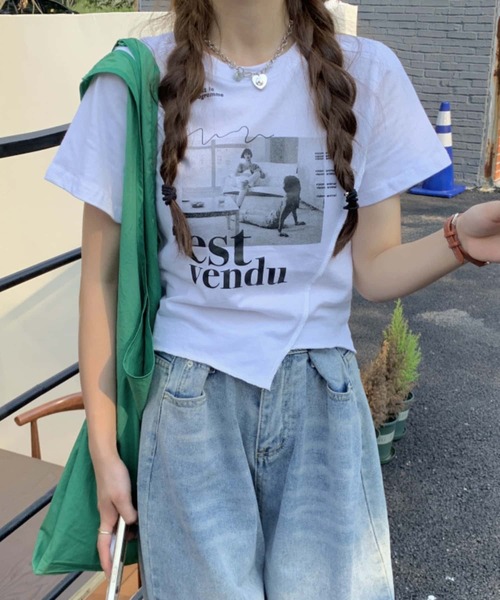 MAISON DE THERESE(メゾン ド テレーズ)の「不規則カットプリントTシャツ(Tシャツ/カットソー・レディース・ブラック/ホワイト・M)」の3枚目の写真