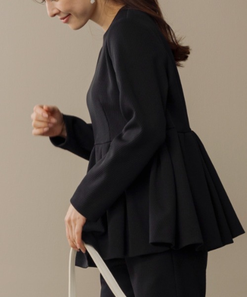 Sono(ソーノ)の「【SONO/ソーノ】ウエハース チュニックブラウス(シャツ/ブラウス・レディース・ブラック・F)」の3枚目の写真