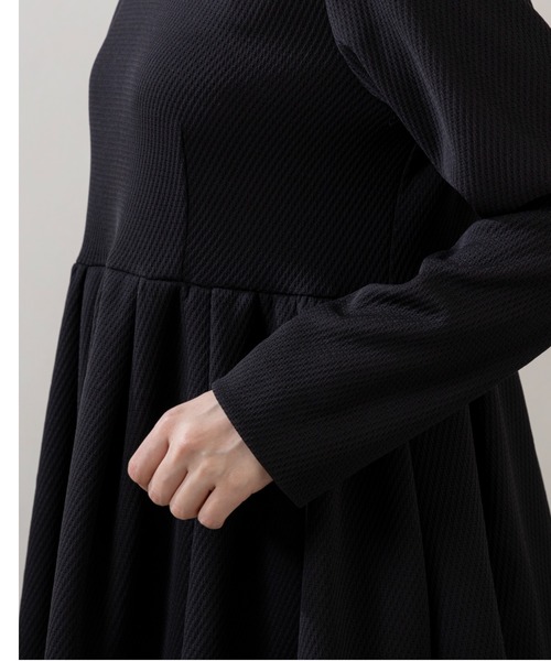 Sono(ソーノ)の「【SONO/ソーノ】ウエハース チュニックブラウス(シャツ/ブラウス・レディース・ブラック・F)」の11枚目の写真