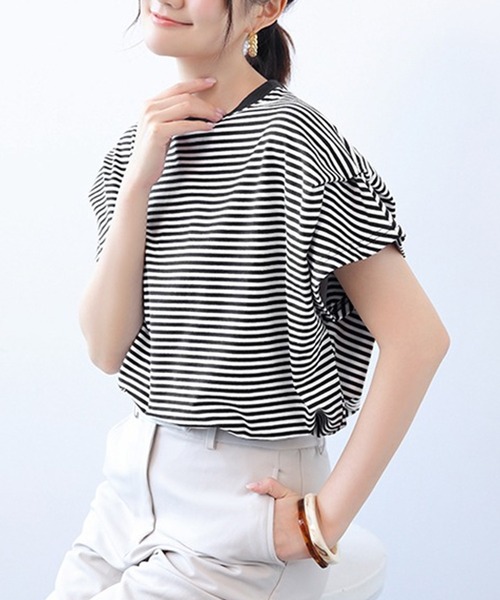 LUMIRA（アパレル）（ルミラ）の「肩タック半袖 Tシャツ ボーダーカットソー（Tシャツ/カットソー・レディース・ブラック/ホワイト×ネイビー/ブラック×ホワイト/ホワイト/ブラウン系その他/グレー×ホワイト・ONE SIZE）」の5枚目の写真