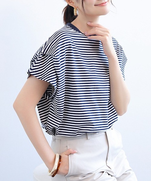 LUMIRA（アパレル）（ルミラ）の「肩タック半袖 Tシャツ ボーダーカットソー（Tシャツ/カットソー・レディース・ブラック/ホワイト×ネイビー/ブラック×ホワイト/ホワイト/ブラウン系その他/グレー×ホワイト・ONE SIZE）」の3枚目の写真
