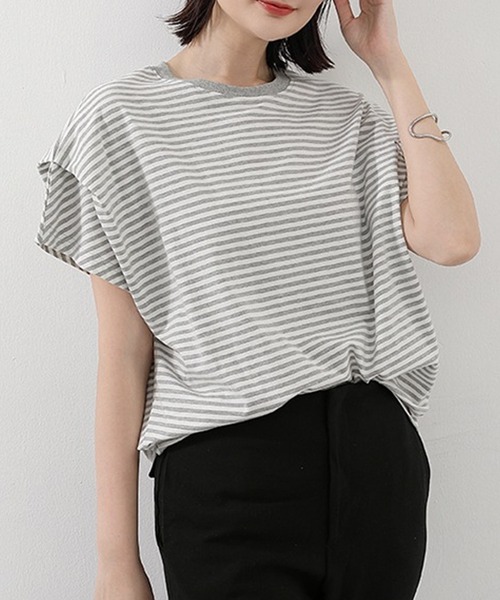 LUMIRA（アパレル）（ルミラ）の「肩タック半袖 Tシャツ ボーダーカットソー（Tシャツ/カットソー・レディース・ブラック/ホワイト×ネイビー/ブラック×ホワイト/ホワイト/ブラウン系その他/グレー×ホワイト・ONE SIZE）」の6枚目の写真